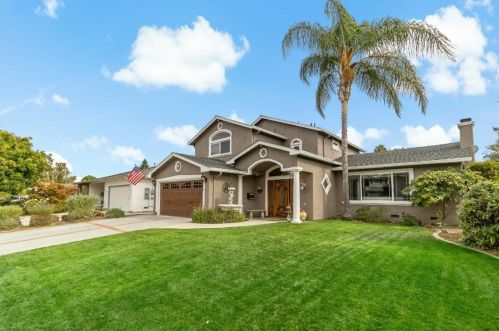 810 Bend Ave, San Jose, CA 95136-1803
