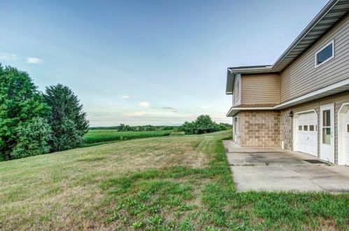 2512 240th St, Sterling WI  54006-3304 exterior