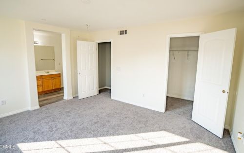 628 Green River St, Oxnard CA  93036-5318 exterior