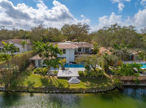 3051 35 St, Hollywood FL 33021-2627 exterior