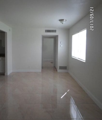 695 Saxony O, Delray Beach FL  33446-1045 exterior