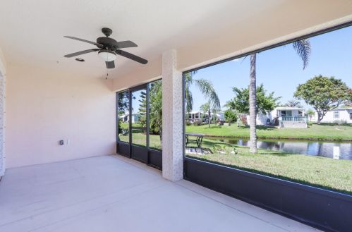 116 Camino Del Rio, Fort Pierce FL  34952-2375 exterior