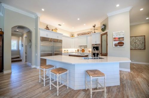 6610 Sable Ridge Ln, Naples FL  34109-0526 exterior