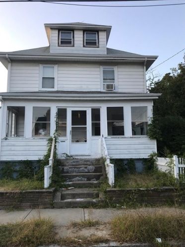139 Babcock St, Providence, RI 02905-1405
