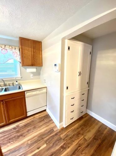 524 Wildwood Ave, New Castle PA  16105-2440 exterior