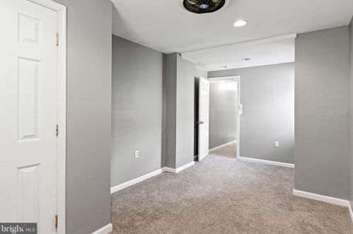 1229 Heald St, Wilmington DE  19802-5240 exterior