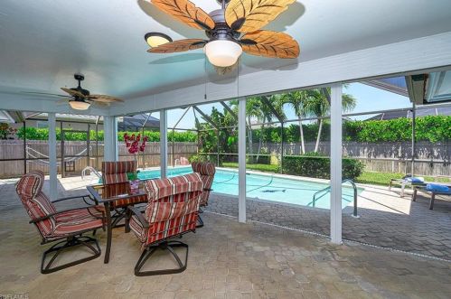 320 Hazelcrest St, Marco Island FL  34145-5230 exterior