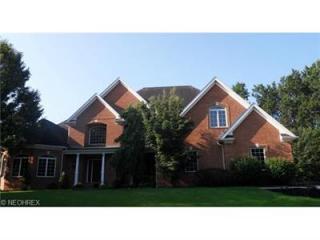 2345 Amberwood Cir, Massillon, OH 44646-4888