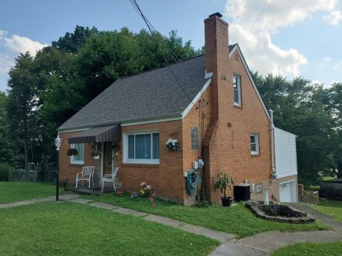 1045 Lapish Rd, Pittsburgh, PA 15212-1554