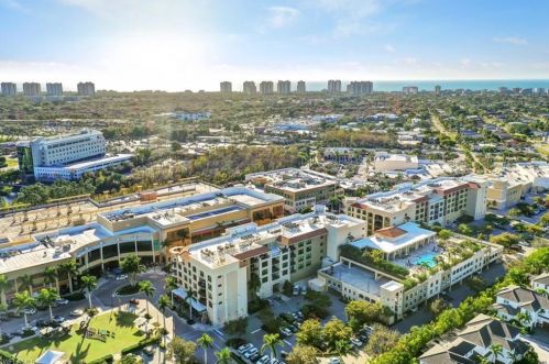 9123 Strada Pl, Naples FL  34108-2789 exterior