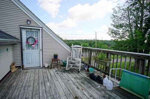 1273 1 Nh Tpke, Northwood NH  03261-3408 exterior