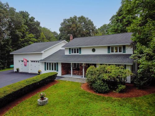 149 Lowell Rd, Salem, NH 03079-4019