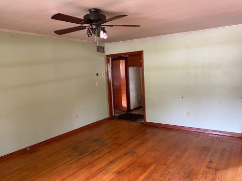 514 Sinclair Ave, Tavares FL  32778-2619 exterior