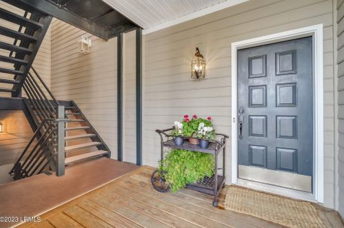 7 Crescent Point Dr, Bluffton, SC 29910-4618
