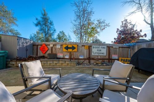 122 Valley View Dr, Santa Maria CA  93455-5540 exterior