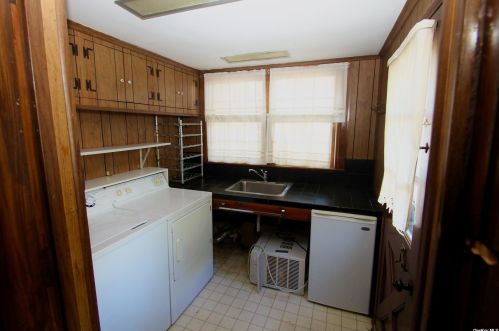 15 Harwich Rd, East Rockaway NY  11518-2407 exterior