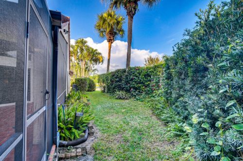23313 Water Cir, Boca Raton FL  33486-8539 exterior