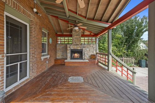 7731 6th Ave, Kenosha, WI 53143-6010