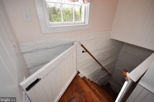 6745 Fayette St, Haymarket VA  20169-2916 exterior