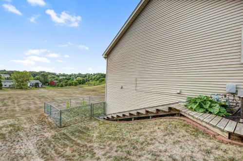 6148 Mill Run Rd, Monticello MN  55362-3611 exterior