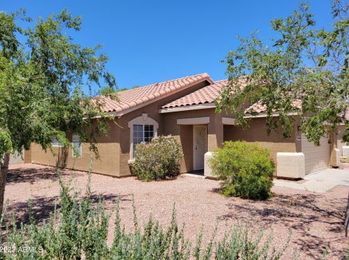 10458 Orange Dr, Glendale, AZ 85307-4246