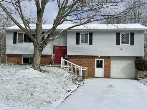 3085 Winding Trails Dr, Covington, KY 41017-9640