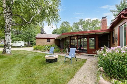405 21st Ave, South Saint Paul MN  55075-1705 exterior