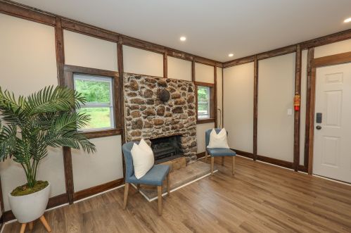 16 Acre St, Bennington NH  03442-4100 exterior