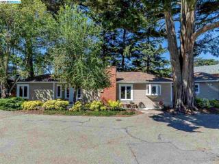 20 Waldeck Ct, Oakland, CA 94611-1744