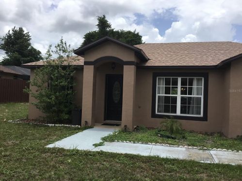 3024 Lagoon Ave, Deltona FL  32738-9501 exterior