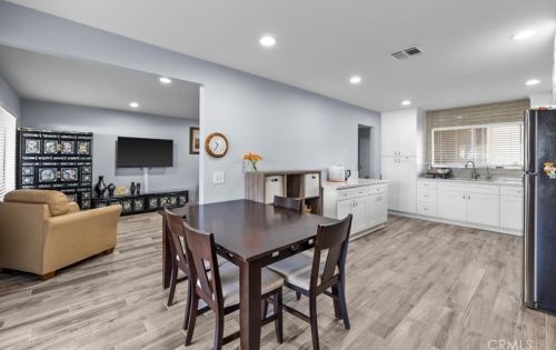 20125 Village Green Dr, Lakewood, CA 90715-1004