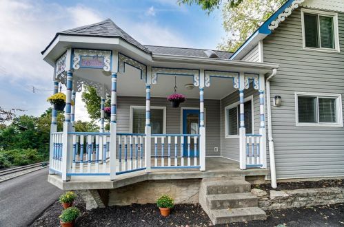 2364 Gladstone Ave, Cincinnati, OH 45202-1823
