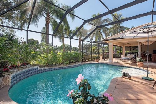 5076 Post Oak Ln, Naples FL  34105-4526 exterior