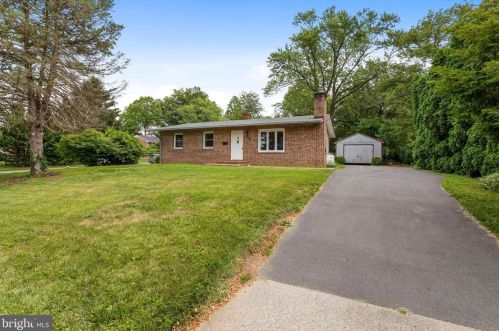 308 Belmont Dr, Leesburg, VA 20175-3509