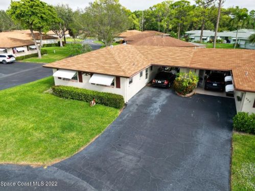 547 Sandpiper Cir, Delray Beach, FL 33445-1844