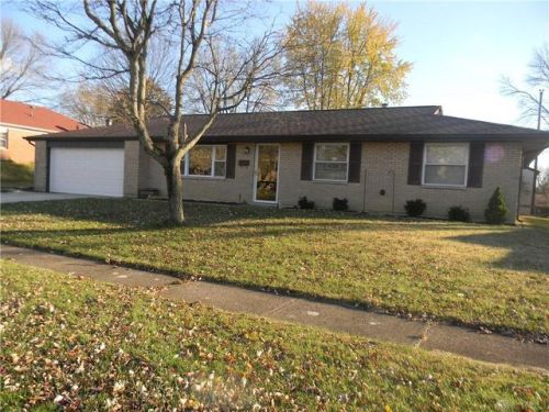 6855 Packingham Dr, Englewood, OH 45322-3710