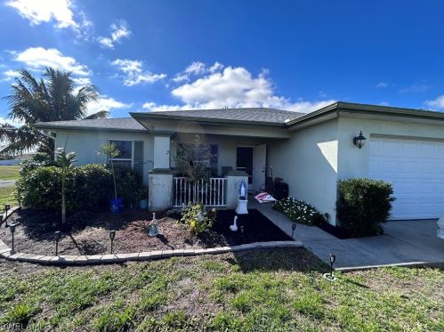 1932 14th St, Cape Coral, FL 33909-1643