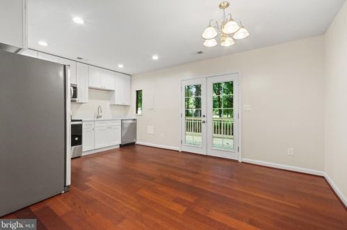 213 Hampton Dr, Spotsylvania VA 22551-8746 exterior