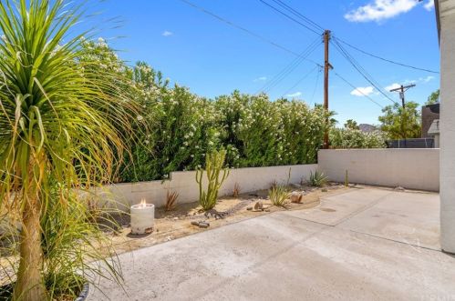 77445 Calle Potrero, La Quinta CA  92253-3702 exterior