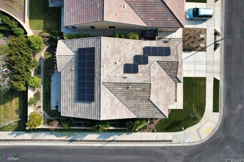 6019 Dubois Pl, Bakersfield CA  93306-7590 exterior