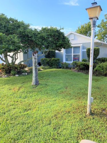 6686 Picante Cir, Fort Pierce, FL 34951-4351