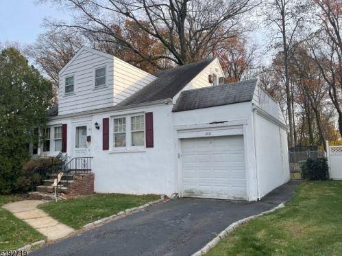 408 Jouet St, Roselle, NJ 07203-2234