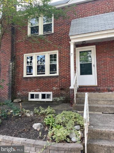 7 Summerfield Ave, Camden NJ  08108-1228 exterior
