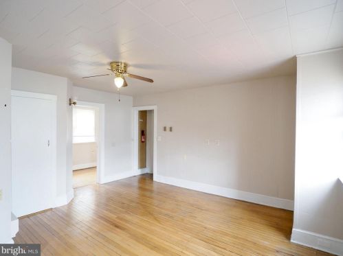 326 Liberty St, Charles Town WV  25414-1828 exterior