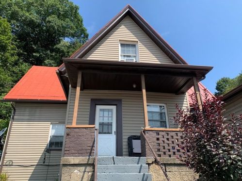 562 Pike St, Canonsburg, PA 15317-1069