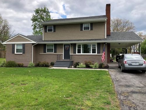 8330 Belle Haven Rd, Roanoke, VA 24019-2203