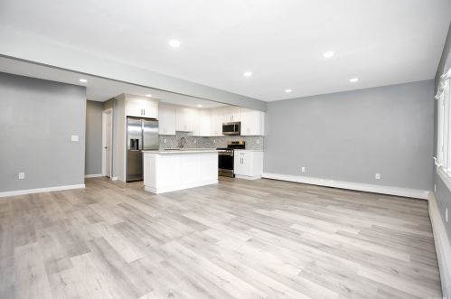 158 Fairview Blvd, Hempstead, NY 11550-2904