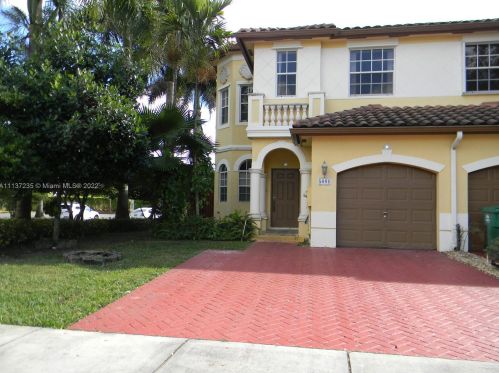 5001 140th Ter, Hollywood, FL 33027-5960