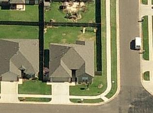 11001 8th St, Yukon, OK 73099-6789