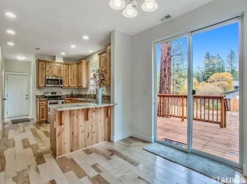 1291 Heather Lake Rd, South Lake Tahoe, CA 96150-8334